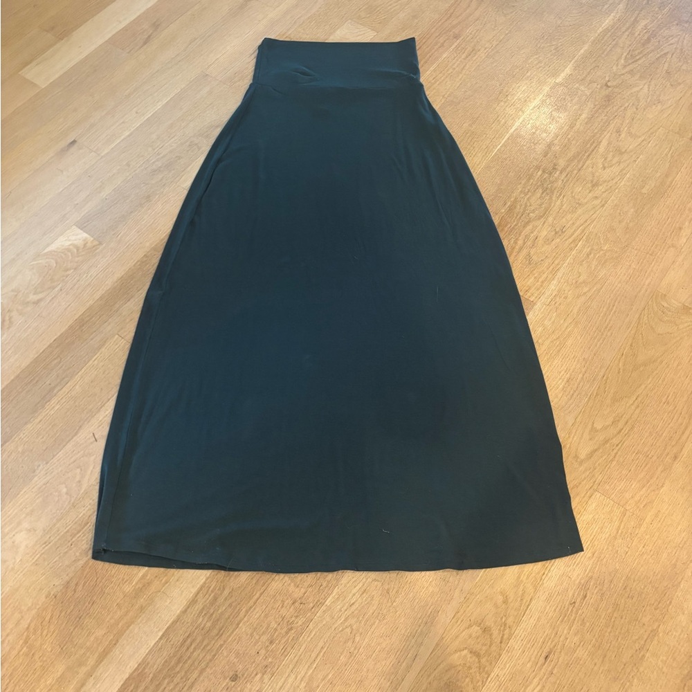 NWOT ZENANA maxi skirt